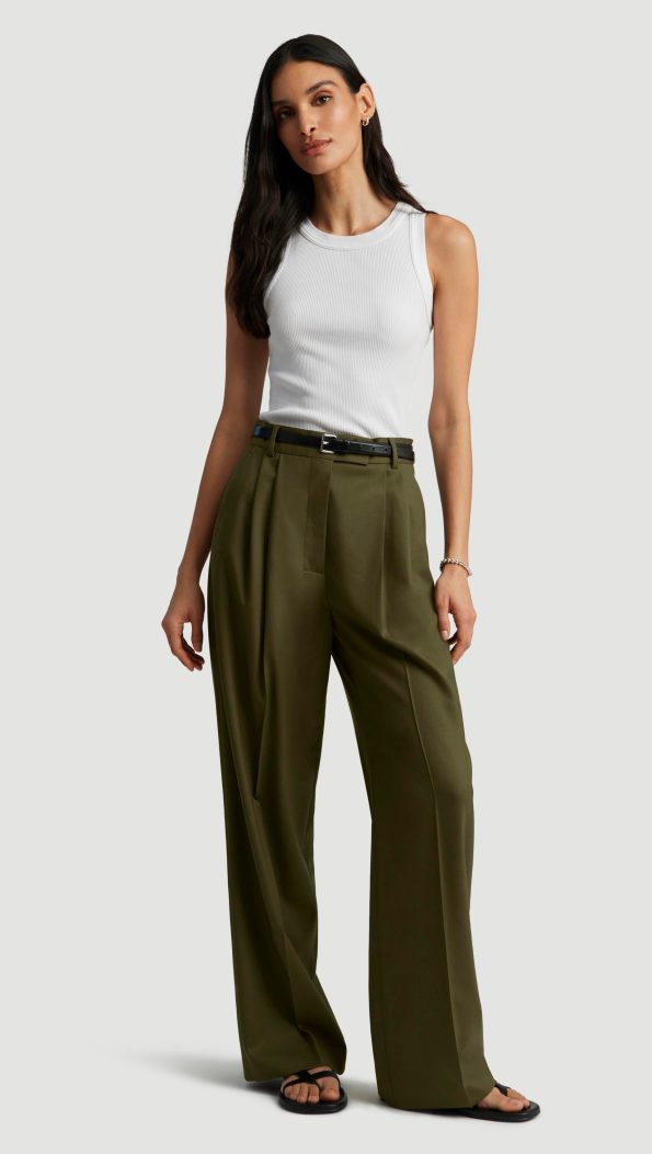 20_Pleated_Trouser_in_Seasonless_Wool_Pine_Needle_0584
