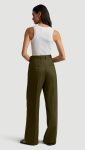 20_Pleated_Trouser_in_Seasonless_Wool_Pine_Needle_0572