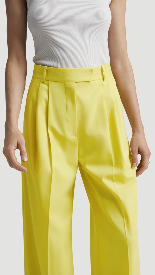 31_Pleated_Trouser_in_Seasonless_Wool_Lemon_2120